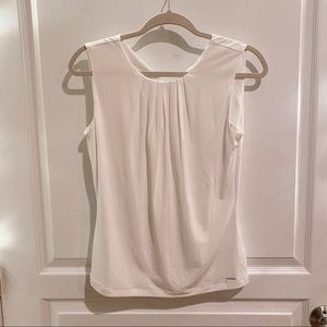 Calvin Klein Professional top